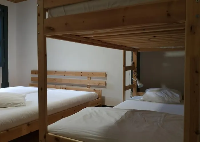 Se Velha Hostel Coimbra